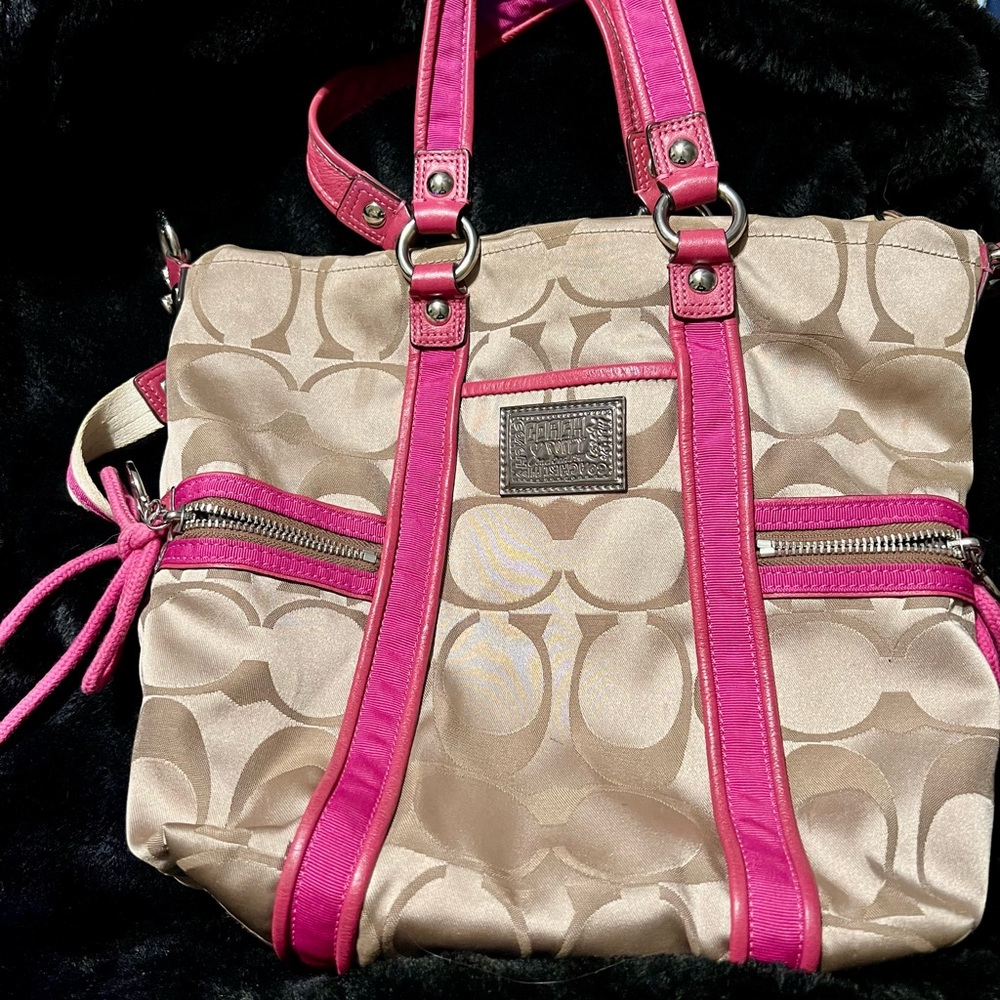 Coach Poppy Signature Lurex Sportlight Tote!